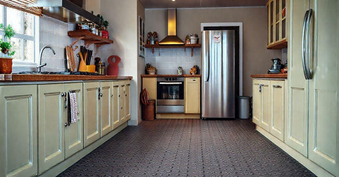 Pisos Emborrachados para Cozinha: Vantagens e Dicas de Escolha